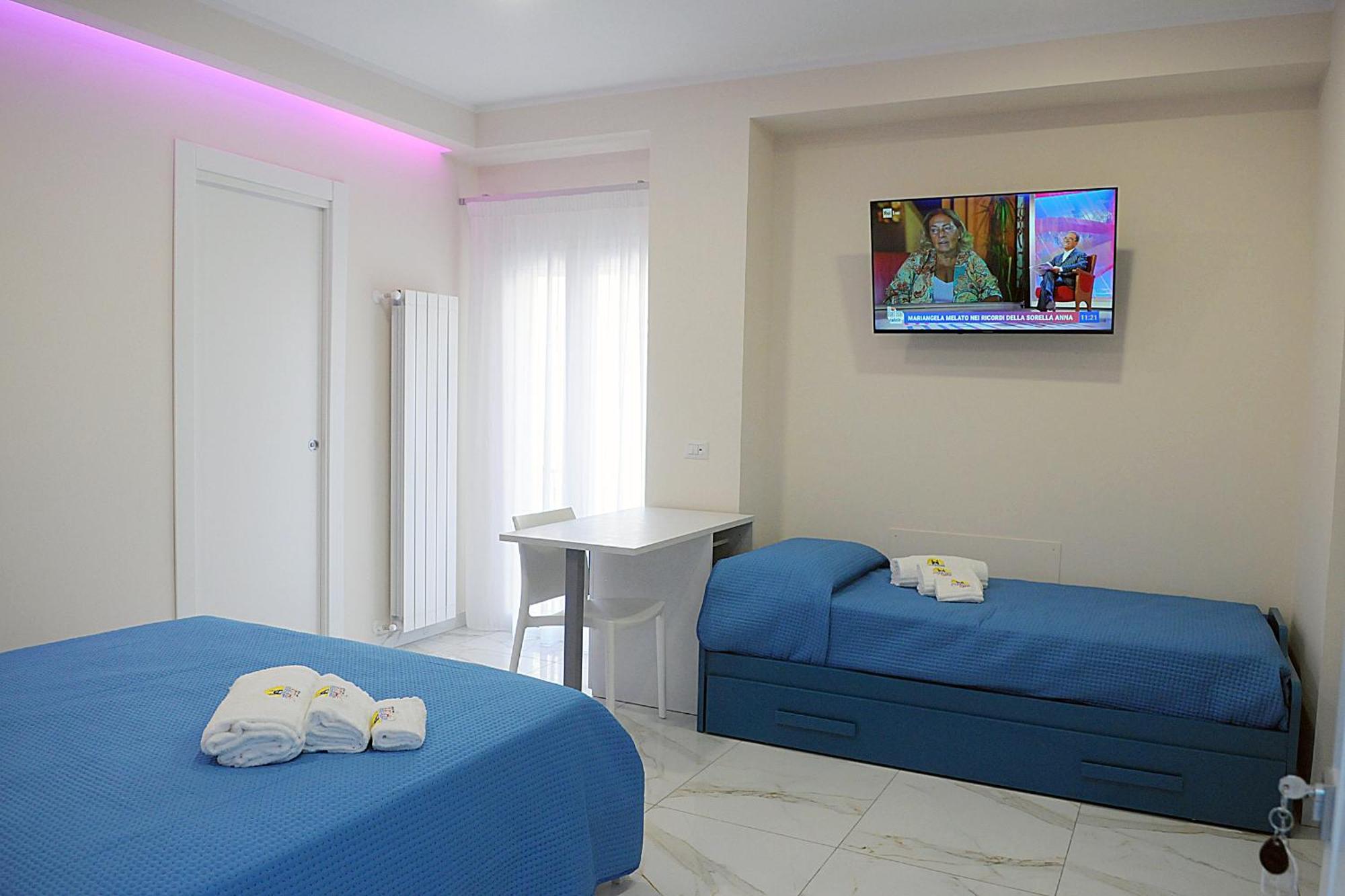 B&B Aida Rooms 切法卢 外观 照片